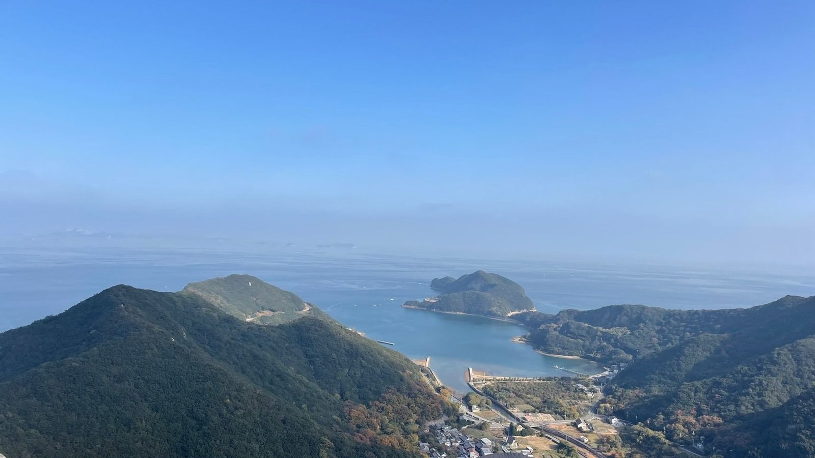 小豆島の海と山