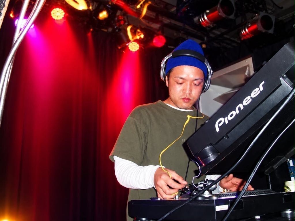DJ moto4